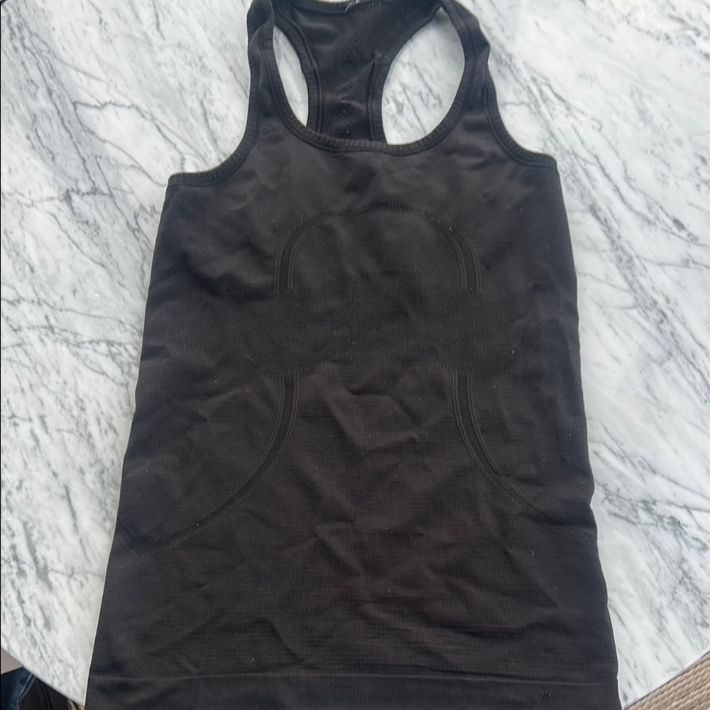 Black lululemon Tank Top